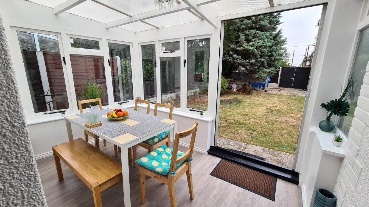 فيلا Westbury House روتشفورد المظهر الخارجي الصورة