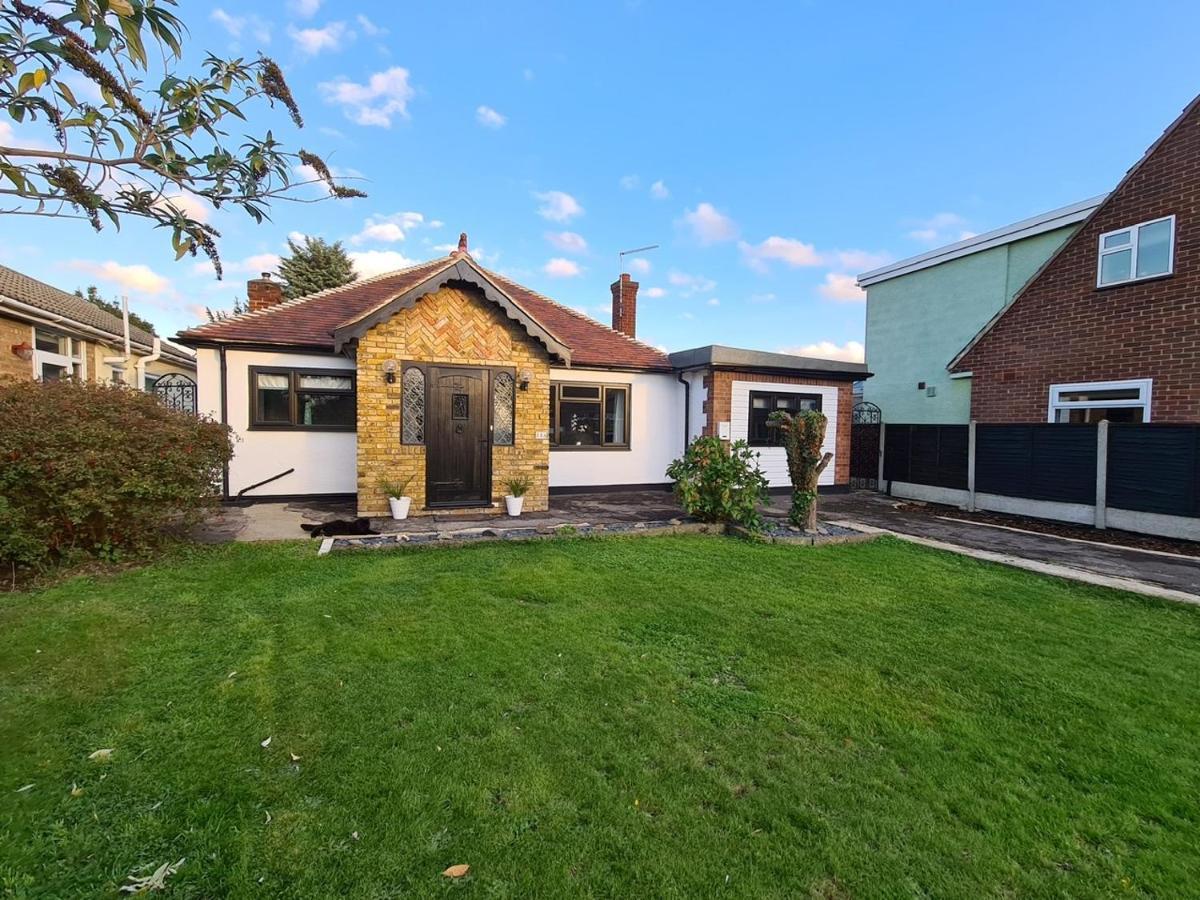 فيلا Westbury House روتشفورد المظهر الخارجي الصورة