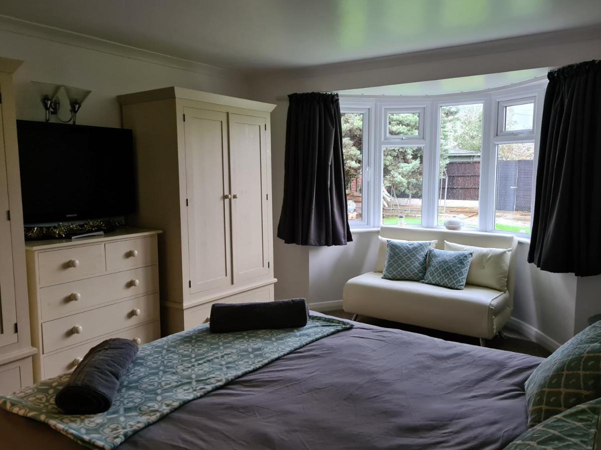 فيلا Westbury House روتشفورد المظهر الخارجي الصورة