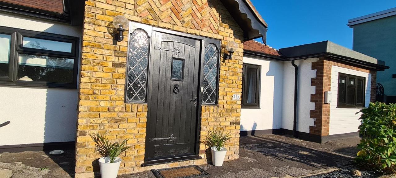 فيلا Westbury House روتشفورد المظهر الخارجي الصورة