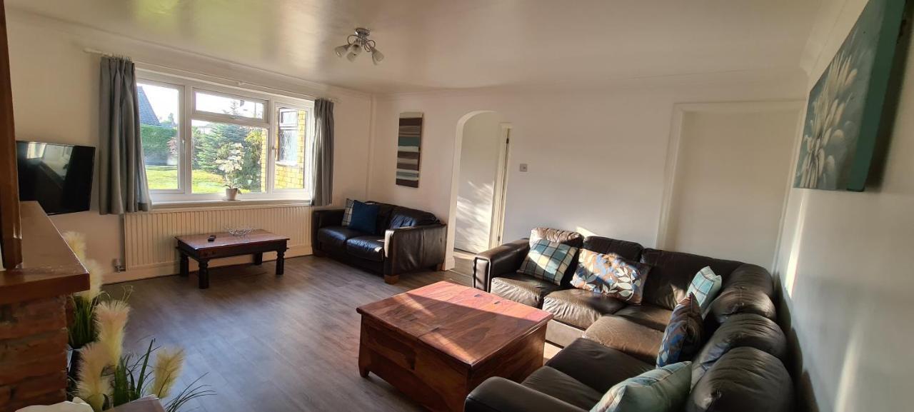فيلا Westbury House روتشفورد المظهر الخارجي الصورة